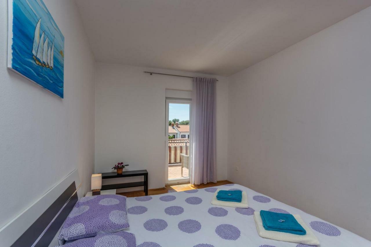 Apartments Radmila Poreč Exteriör bild